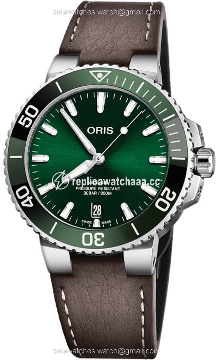 01 733 7732 4157-07 5 21 10FC Oris Aquis Date 39.5mm Mens Watch 01 733 7732 4157-07 5 21 10FC Oris Aquis Date 39.5mm Mens Watch