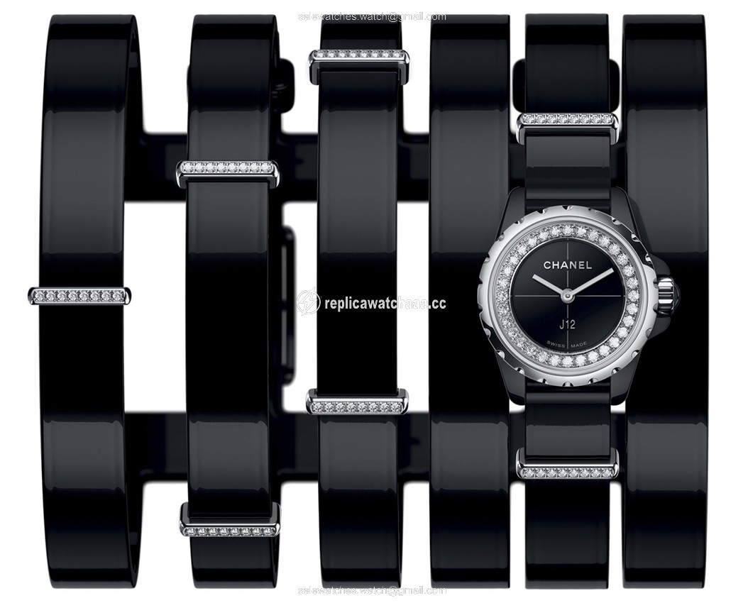 h4665 Chanel J12-XS Quartz 19mm Ladies Watch h4665 Chanel J12-XS Quartz 19mm Ladies Watch