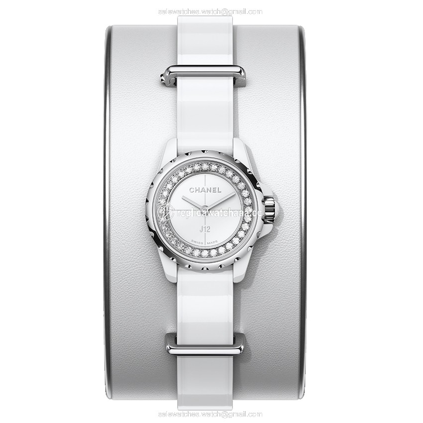 h4664 Chanel J12-XS Quartz 19mm Ladies Watch h4664 Chanel J12-XS Quartz 19mm Ladies Watch
