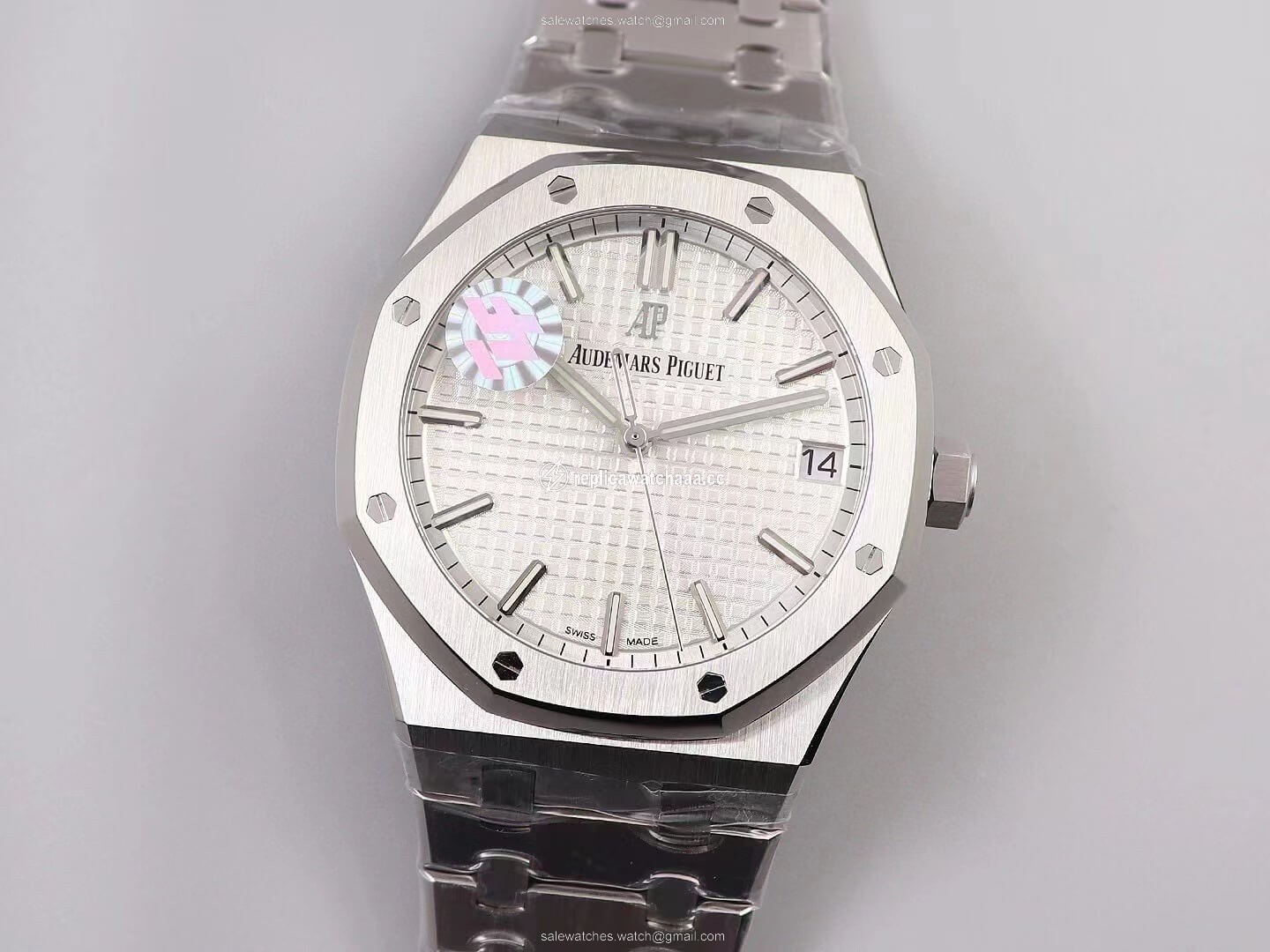 Audemars Piguet Royal Oak 15500ST.OO.1220ST.04 ZF Factory White Dial Audemars Piguet Royal Oak 15500ST.OO.1220ST.04 ZF Factory White Dial
