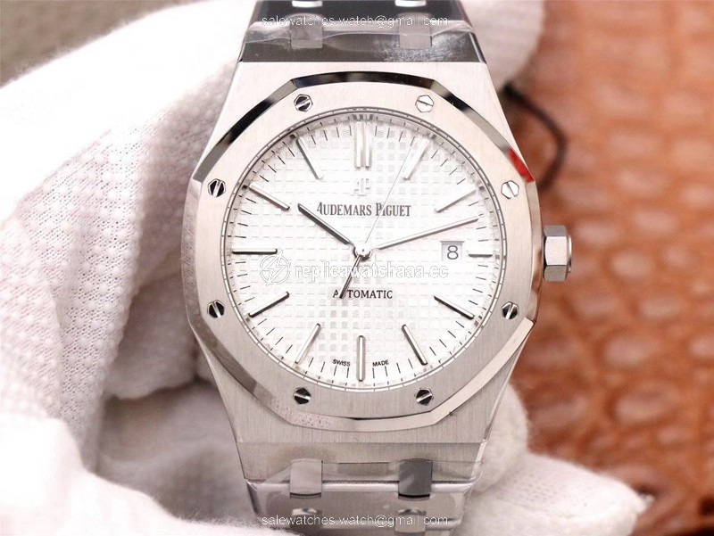 Audemars Piguet Royal Oak 15400ST.OO.1220ST.02 ZF Factory White Dial Audemars Piguet Royal Oak 15400ST.OO.1220ST.02 ZF Factory White Dial
