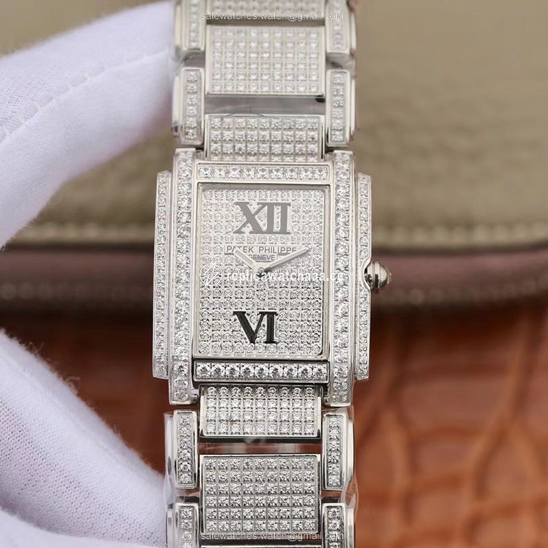 Patek Philippe Ladies Twenty-4 4908/101G-001 Silver Diamond Dial Patek Philippe Ladies Twenty-4 4908/101G-001 Silver Diamond Dial