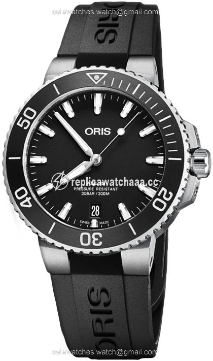 01 733 7732 4124-07 4 21 64FC Oris Aquis Date 39.5mm Mens Watch 1 01 733 7732 4124-07 4 21 64FC Oris Aquis Date 39.5mm Mens Watch 1