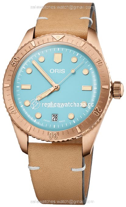 01 733 7771 3155-07 5 19 04BR Cotton Candy Blue Oris Divers Sixty Five 38mm Midsize Watch 1 01 733 7771 3155-07 5 19 04BR Cotton Candy Blue Oris Divers Sixty Five 38mm Midsize Watch 1