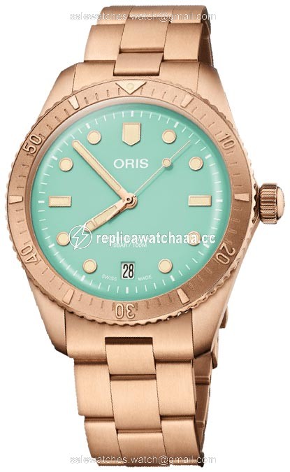 01 733 7771 3157-07 8 19 15 Cotton Candy Green Oris Divers Sixty Five 38mm Midsize Watch 1 01 733 7771 3157-07 8 19 15 Cotton Candy Green Oris Divers Sixty Five 38mm Midsize Watch 1