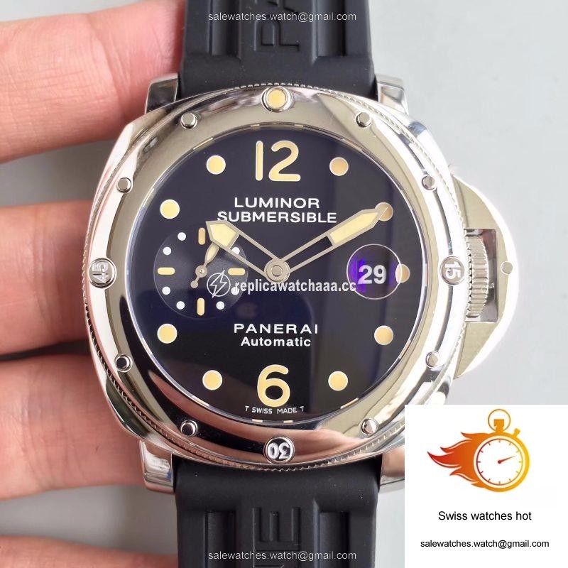 Panerai Luminor Submersible PAM024 V2 Black Dial 1 Panerai Luminor Submersible PAM024 V2 Black Dial 1