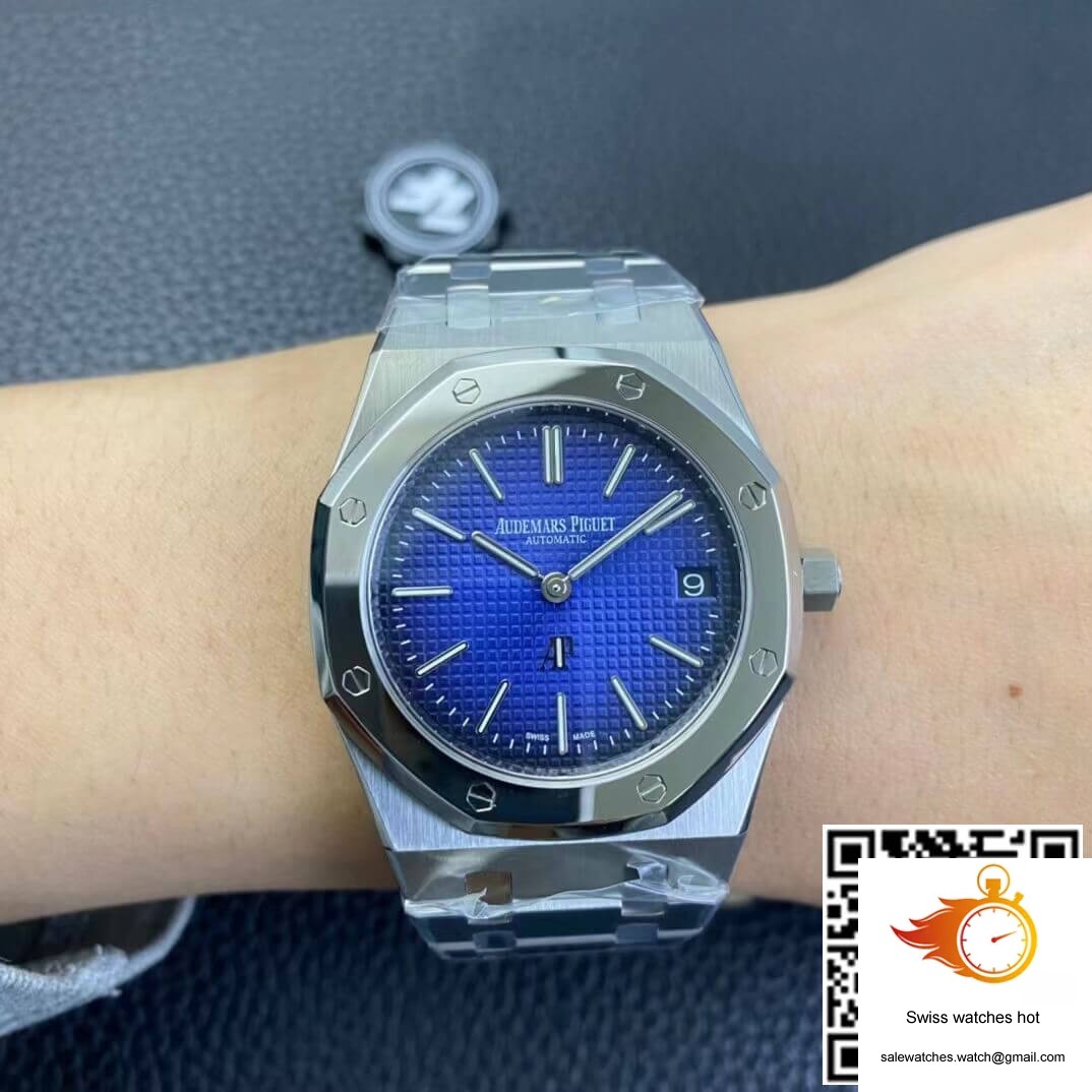 Audemars Piguet Royal Oak 15202IP.OO.1240IP.01 ZF Factory Smoked Blue Dial 10 Audemars Piguet Royal Oak 15202IP.OO.1240IP.01 ZF Factory Smoked Blue Dial 10