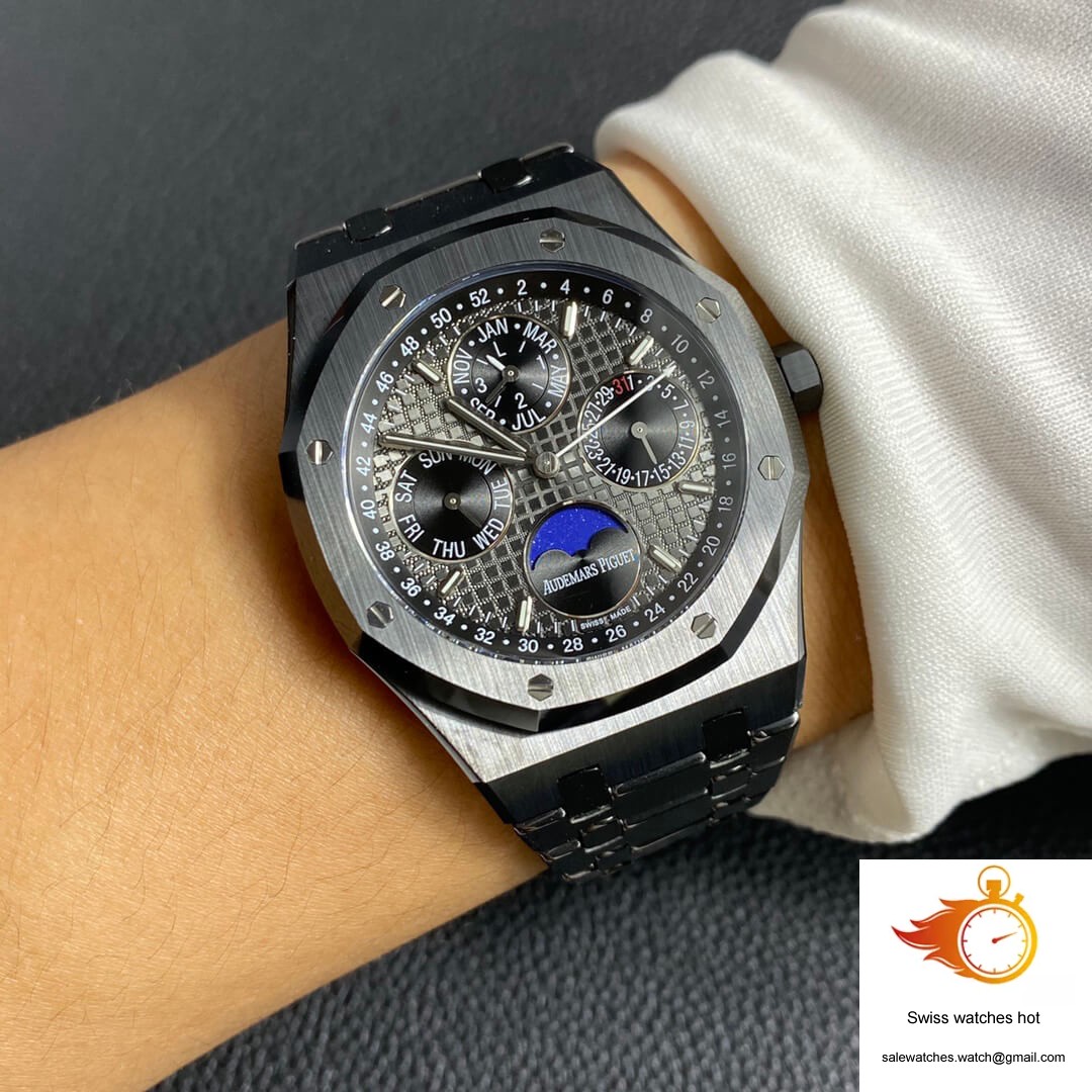 Audemars Piguet Royal Oak 26579CE.OO.1225CE.01 APS Factory Black Dial 10 Audemars Piguet Royal Oak 26579CE.OO.1225CE.01 APS Factory Black Dial 10