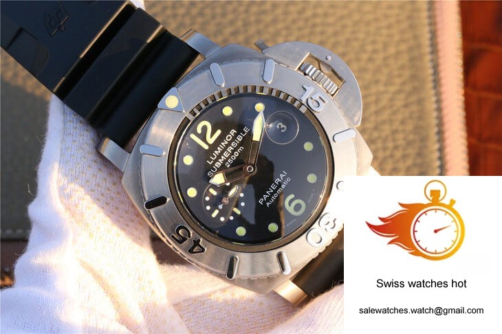 Panerai Submersible PAM 00194 VS Factory Black Dial 2 Panerai Submersible PAM 00194 VS Factory Black Dial 2
