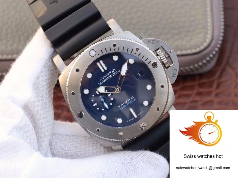 Panerai Luminor Submersible 1950 BMG-TECH 3 Days Automatic PAM 692 XF Factory Blue Dial 2 Panerai Luminor Submersible 1950 BMG-TECH 3 Days Automatic PAM 692 XF Factory Blue Dial 2