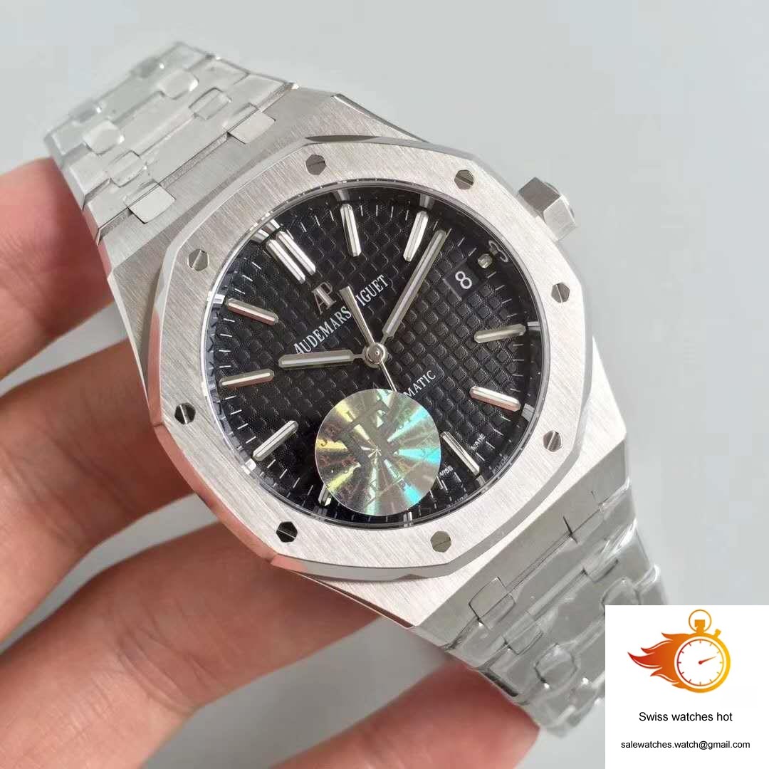 Audemars Piguet Royal Oak 15400ST.OO.1220ST.01 JF Factory V5 Black Dial 2 Audemars Piguet Royal Oak 15400ST.OO.1220ST.01 JF Factory V5 Black Dial 2