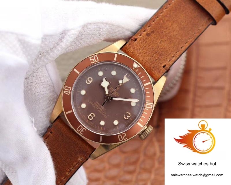 Tudor Heritage Black Bay Bronze 79250B XF Factory Brown Dial 3 Tudor Heritage Black Bay Bronze 79250B XF Factory Brown Dial 3