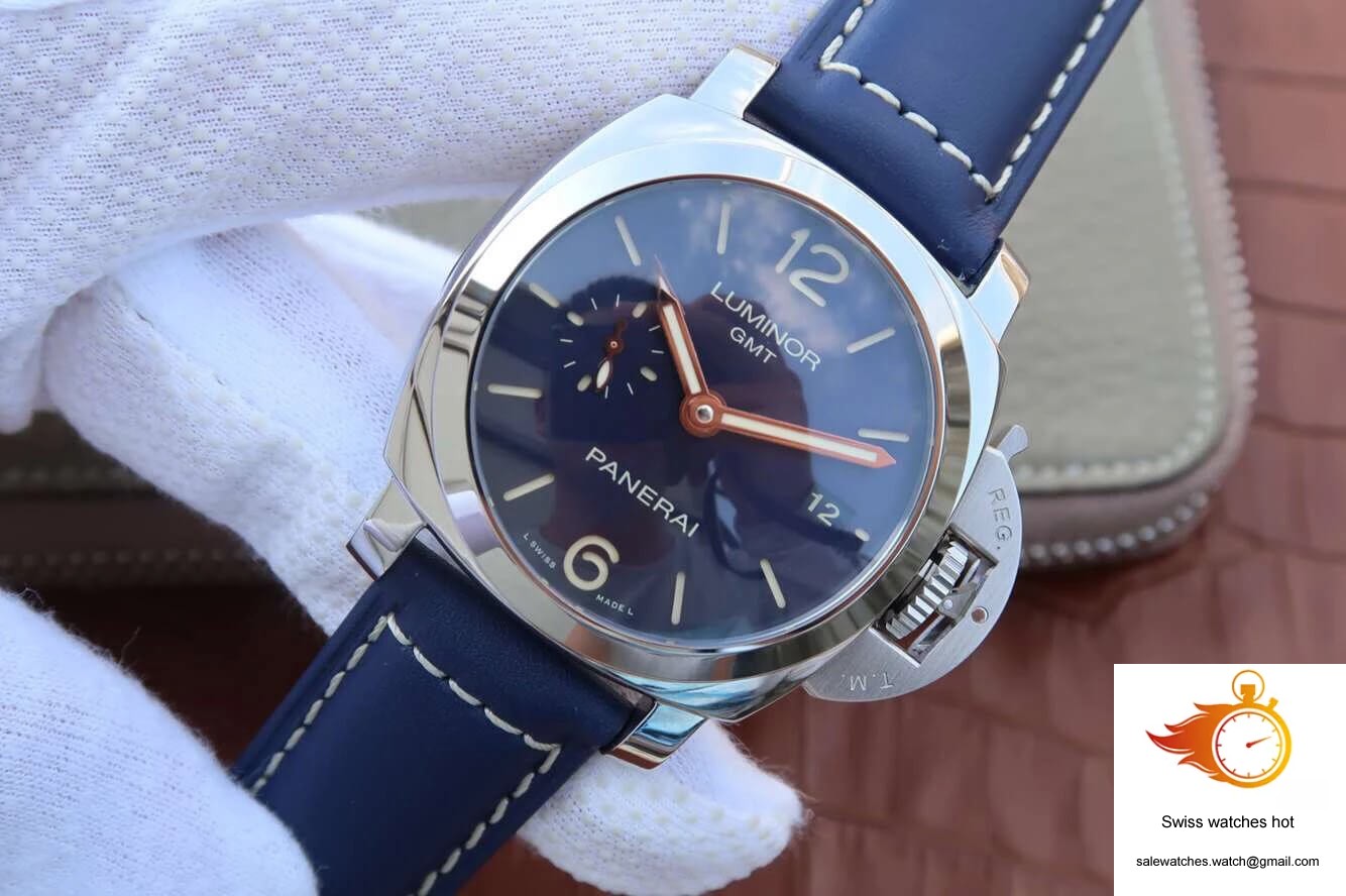 Panerai Luminor 1950 PAM00688 VS Factory Blue Dial 3 Panerai Luminor 1950 PAM00688 VS Factory Blue Dial 3