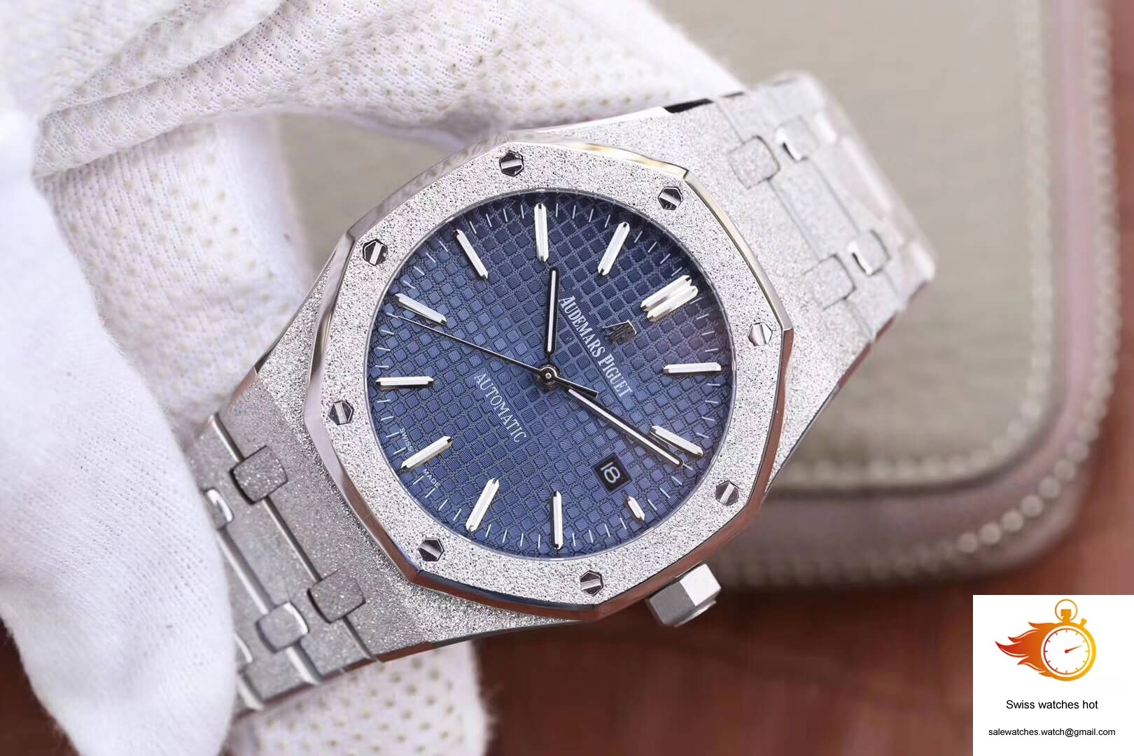 Audemars Piguet Royal Oak 15454BC.GG.1259BC.01 JH Factory Blue Dial 3 Audemars Piguet Royal Oak 15454BC.GG.1259BC.01 JH Factory Blue Dial 3