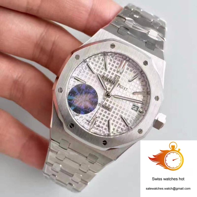 Audemars Piguet Royal Oak 15400 Silver Dial JF Factory V5 3 Audemars Piguet Royal Oak 15400 Silver Dial JF Factory V5 3