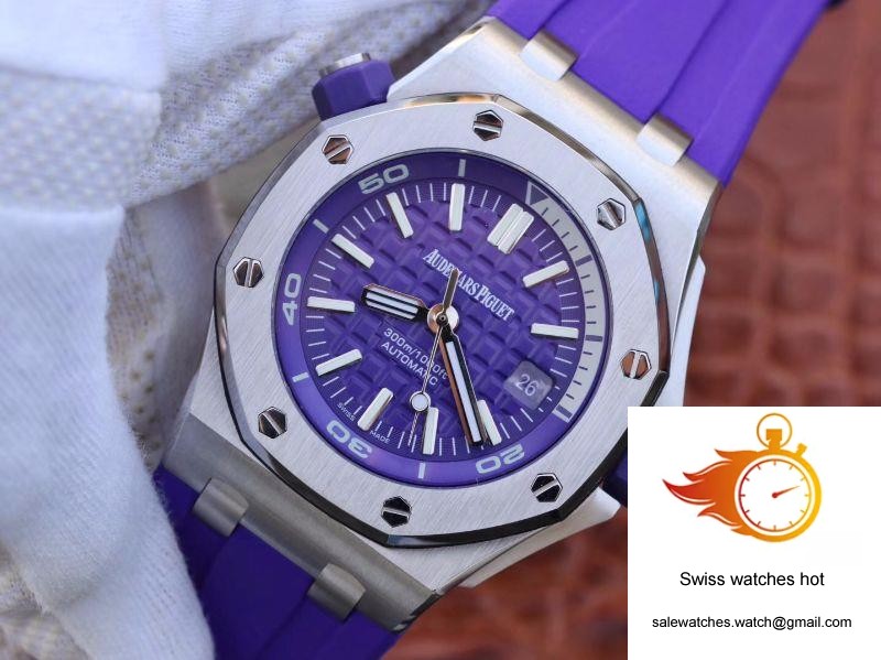 Audemars Piguet Royal Oak Offshore Diver 15710ST.OO.A077CA.01 Purple Dial 3 Audemars Piguet Royal Oak Offshore Diver 15710ST.OO.A077CA.01 Purple Dial 3