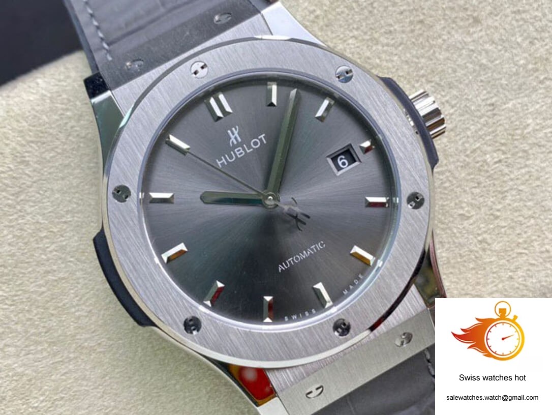 Hublot Classic Fusion 542.NX.7071.LR 42MM WWF Factory Grey Dial 4 Hublot Classic Fusion 542.NX.7071.LR 42MM WWF Factory Grey Dial 4
