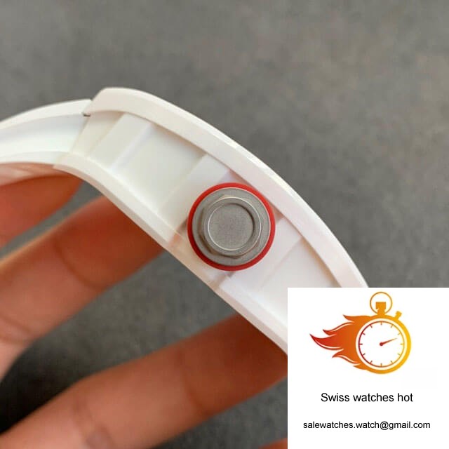 Richard Mille RM055 KV Factory V2 White Ceramic Case Rubber Strap 4 Richard Mille RM055 KV Factory V2 White Ceramic Case Rubber Strap 4