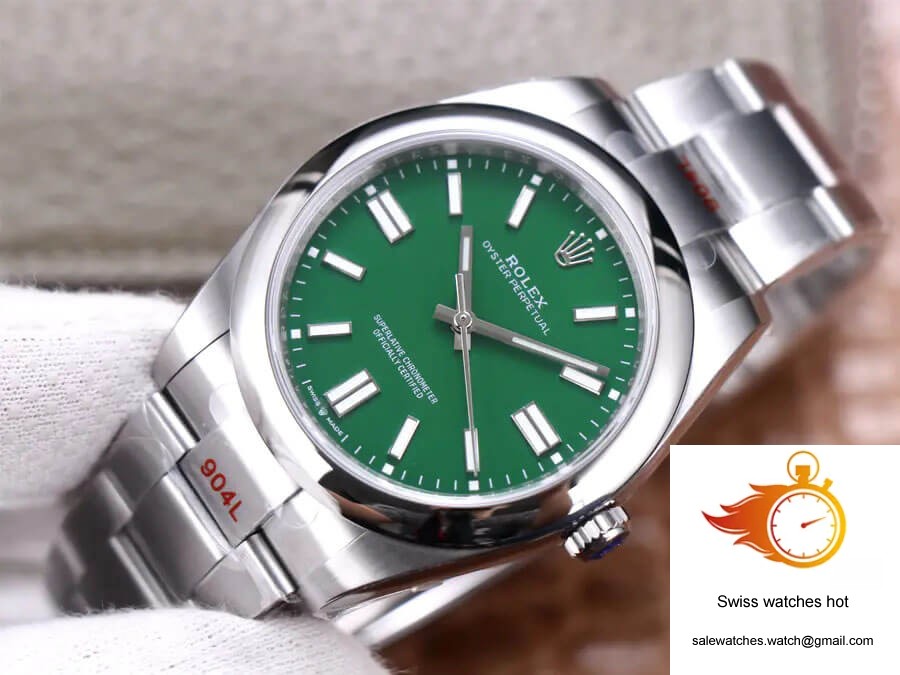 Rolex Oyster Perpetual M124300-0005 41MM EW Factory Green Dial 4 Rolex Oyster Perpetual M124300-0005 41MM EW Factory Green Dial 4