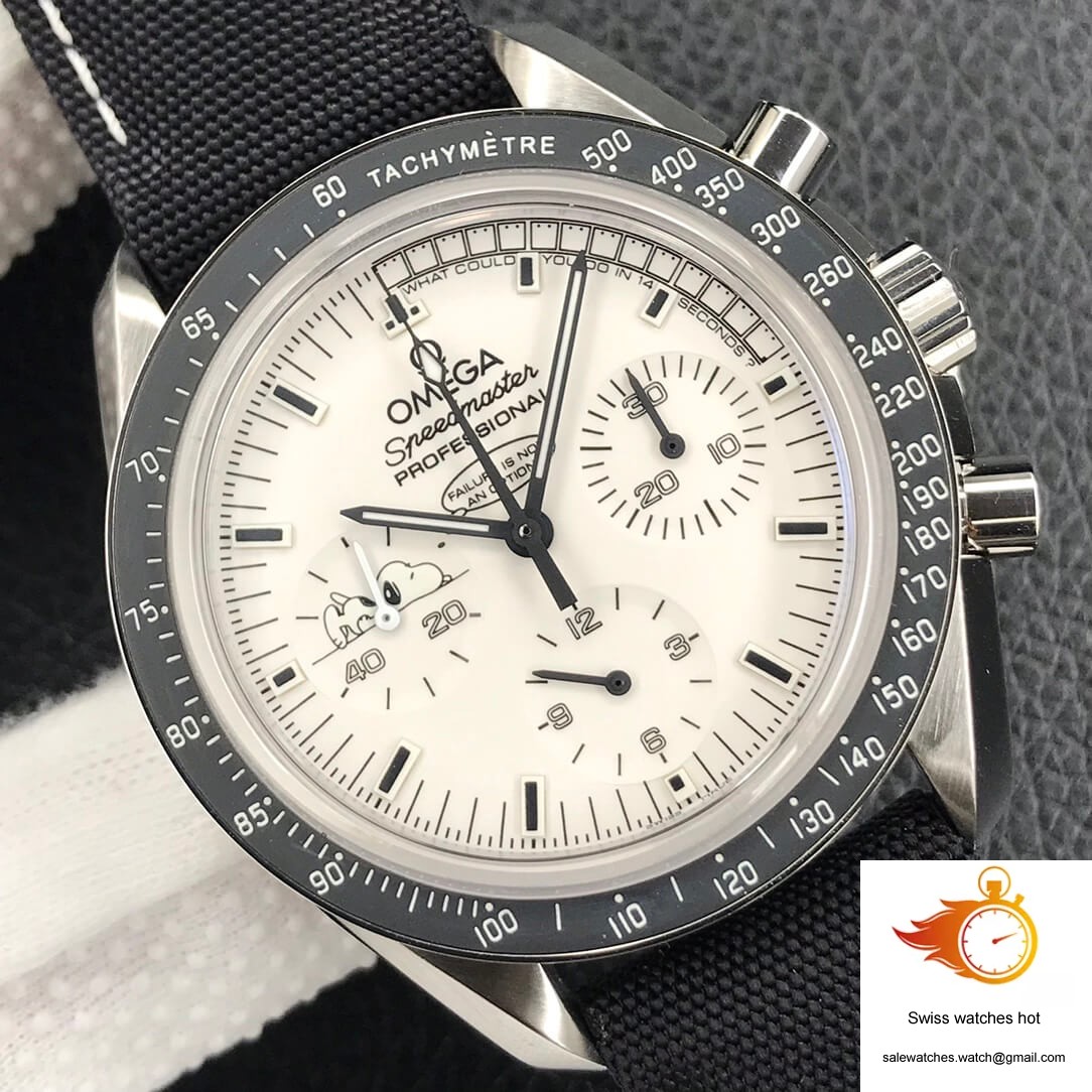 Omega Speedmaster Snoopy Award 311.32.42.30.04.003 OM Factory V2 White Dial 4 Omega Speedmaster Snoopy Award 311.32.42.30.04.003 OM Factory V2 White Dial 4