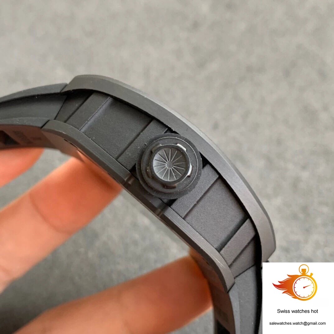 Richard Mille RM055 KV Factory V2 Black Ceramic Rubber Strap 4 Richard Mille RM055 KV Factory V2 Black Ceramic Rubber Strap 4