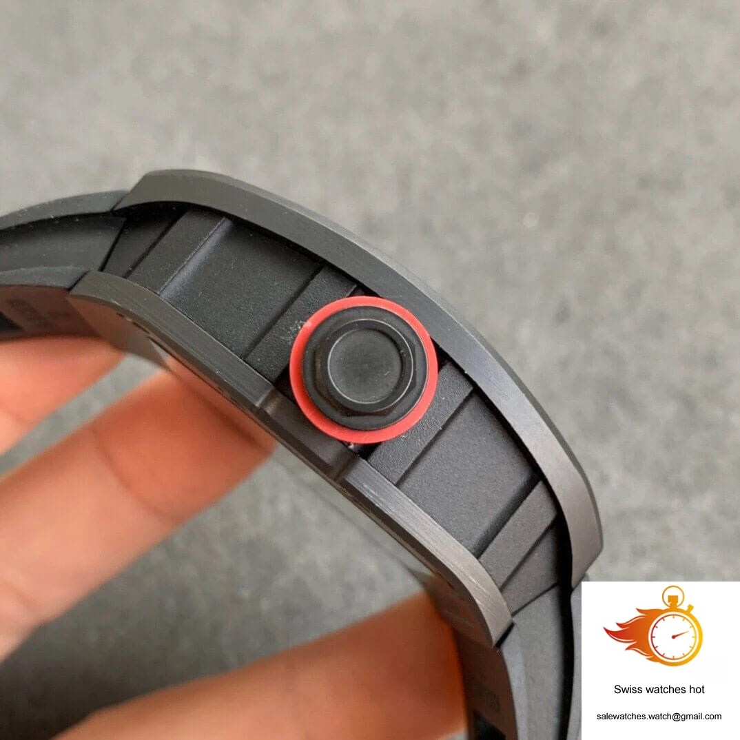 Richard Mille RM055 KV Factory V2 Ceramic Black Rubber Strap 4 Richard Mille RM055 KV Factory V2 Ceramic Black Rubber Strap 4
