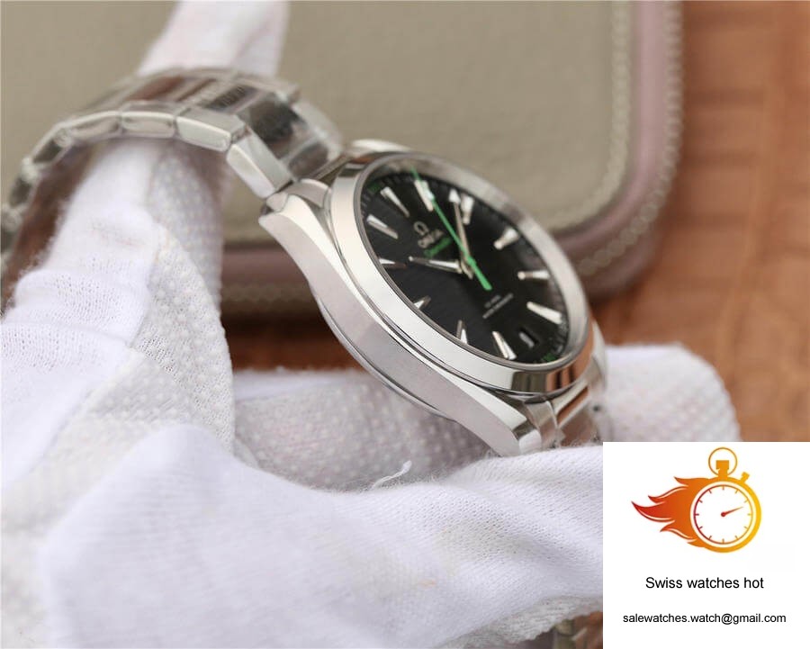 Omega Seamaster 220.12.41.21.01.002 VS Factory Black Dial 4 Omega Seamaster 220.12.41.21.01.002 VS Factory Black Dial 4