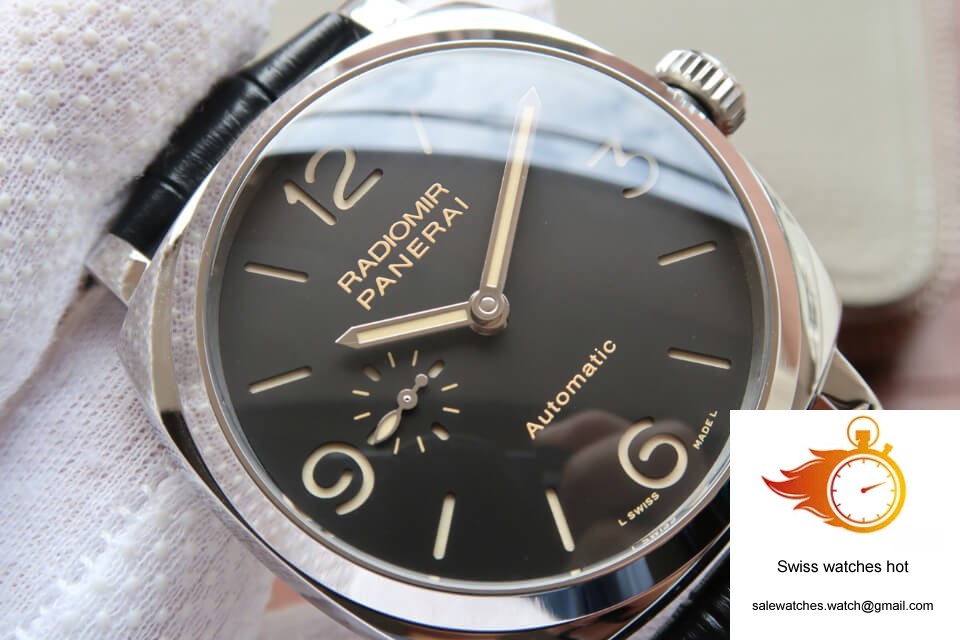 Panerai Radiomir PAM00572 VS Factory Black Dial 4 Panerai Radiomir PAM00572 VS Factory Black Dial 4