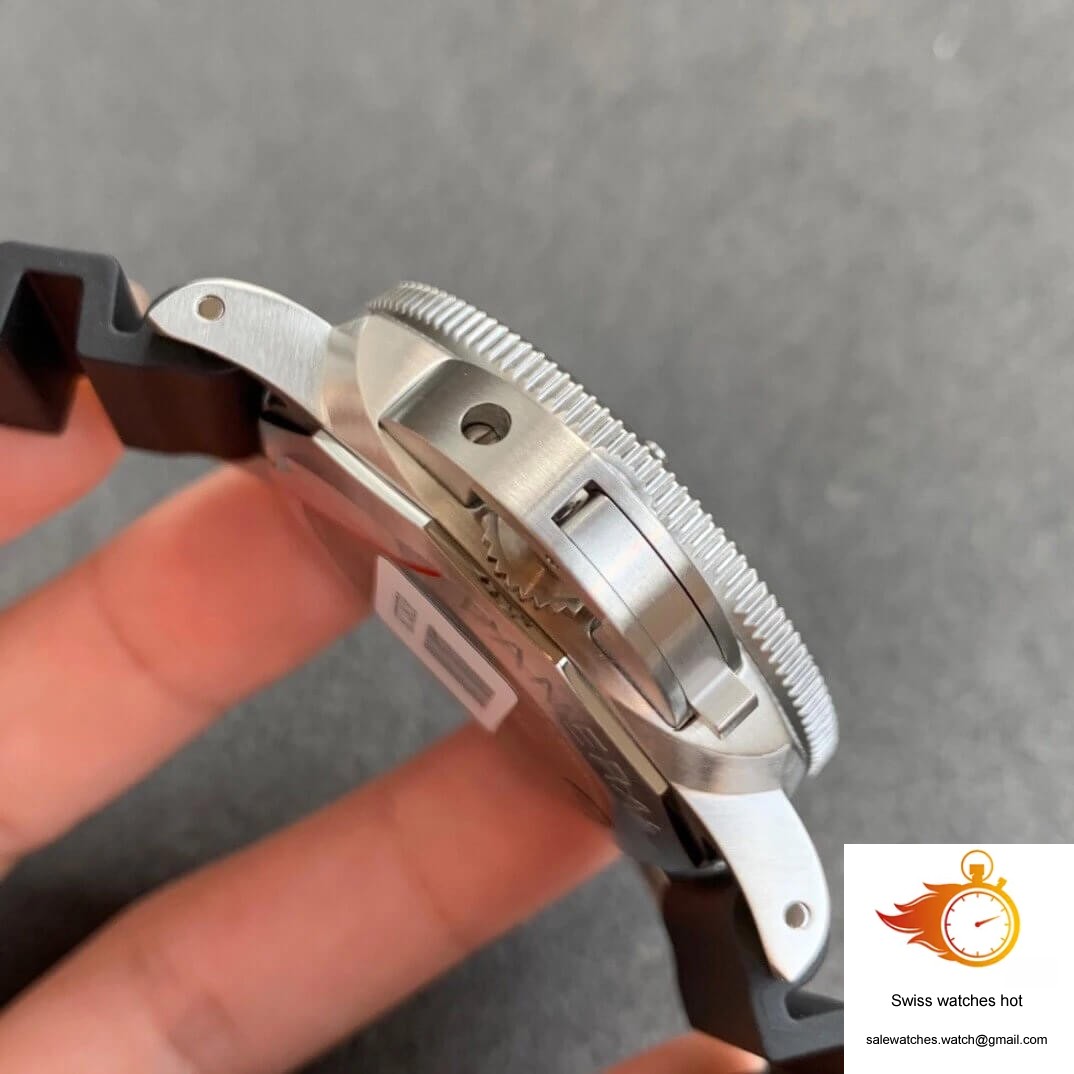 Panerai Submersible PAM01209 VS Factory Blue Bezel 4 Panerai Submersible PAM01209 VS Factory Blue Bezel 4