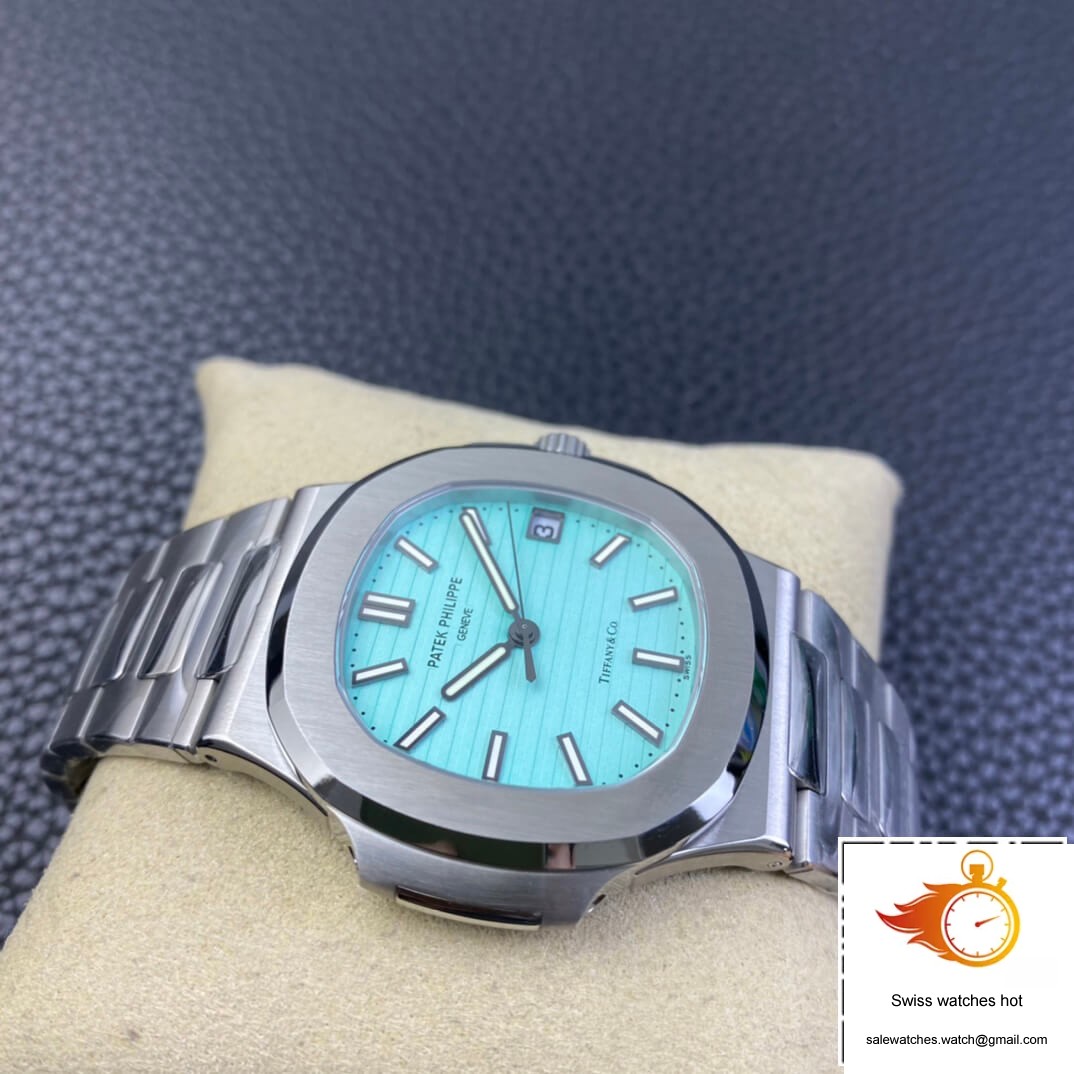 Patek Philippe Nautilus 5711/1A-018 3K Factory Tiffany Blue Dial 4 Patek Philippe Nautilus 5711/1A-018 3K Factory Tiffany Blue Dial 4