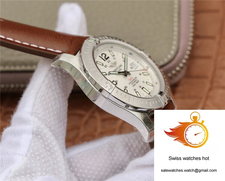 Breitling Colt Automatic A1738811/G791/437X/A20BA.1 GF Factory Silver Dial 4 Breitling Colt Automatic A1738811/G791/437X/A20BA.1 GF Factory Silver Dial 4