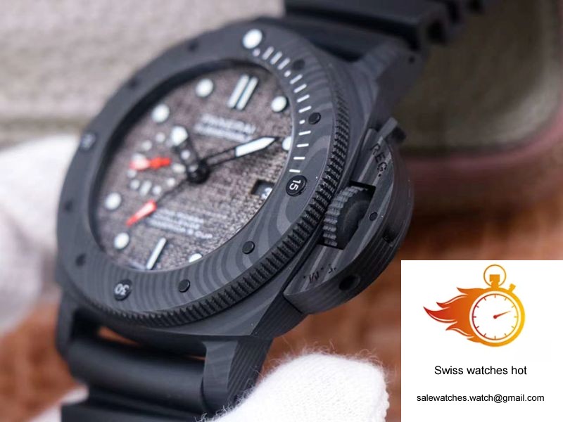 Panerai Submersible Luna Rossa PAM01039 VS Factory Black Carbon 4 Panerai Submersible Luna Rossa PAM01039 VS Factory Black Carbon 4