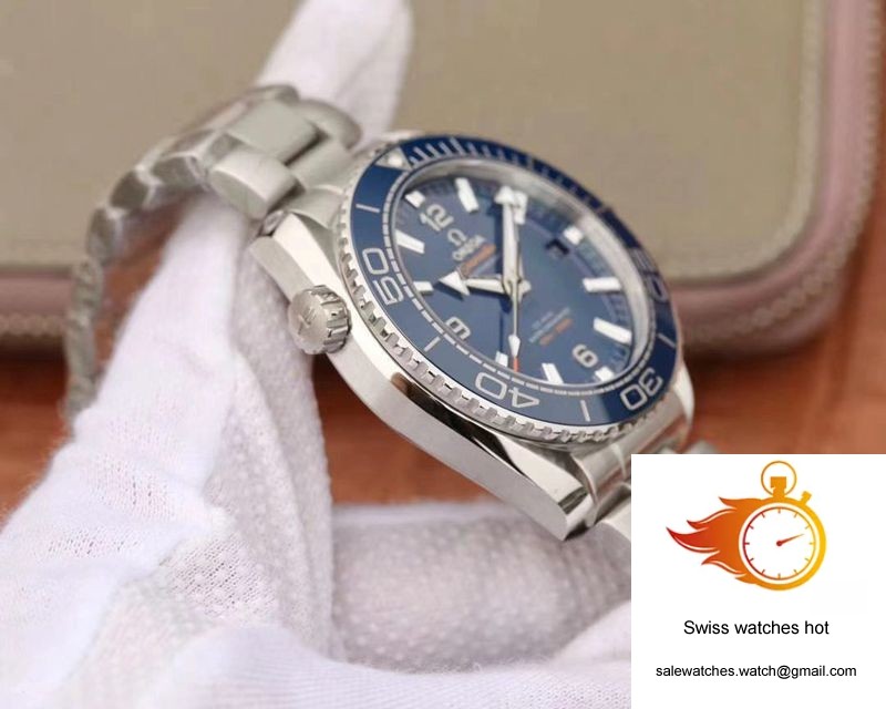 Omega Seamaster 215.30.44.21.03.001 Planet Ocean 600M VS Factory Blue Ceramic Dial 4 Omega Seamaster 215.30.44.21.03.001 Planet Ocean 600M VS Factory Blue Ceramic Dial 4