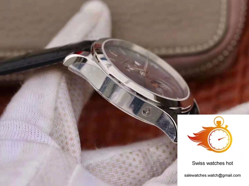 Jaeger-LeCoultre Master Calendar 1558420 39mm OM Factory Silver Dial 4 Jaeger-LeCoultre Master Calendar 1558420 39mm OM Factory Silver Dial 4