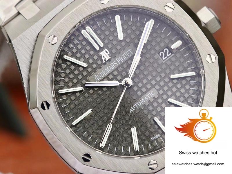 Audemars Piguet Royal Oak 15400ST.OO.1220ST.04 JF Factory Black Dial 4 Audemars Piguet Royal Oak 15400ST.OO.1220ST.04 JF Factory Black Dial 4