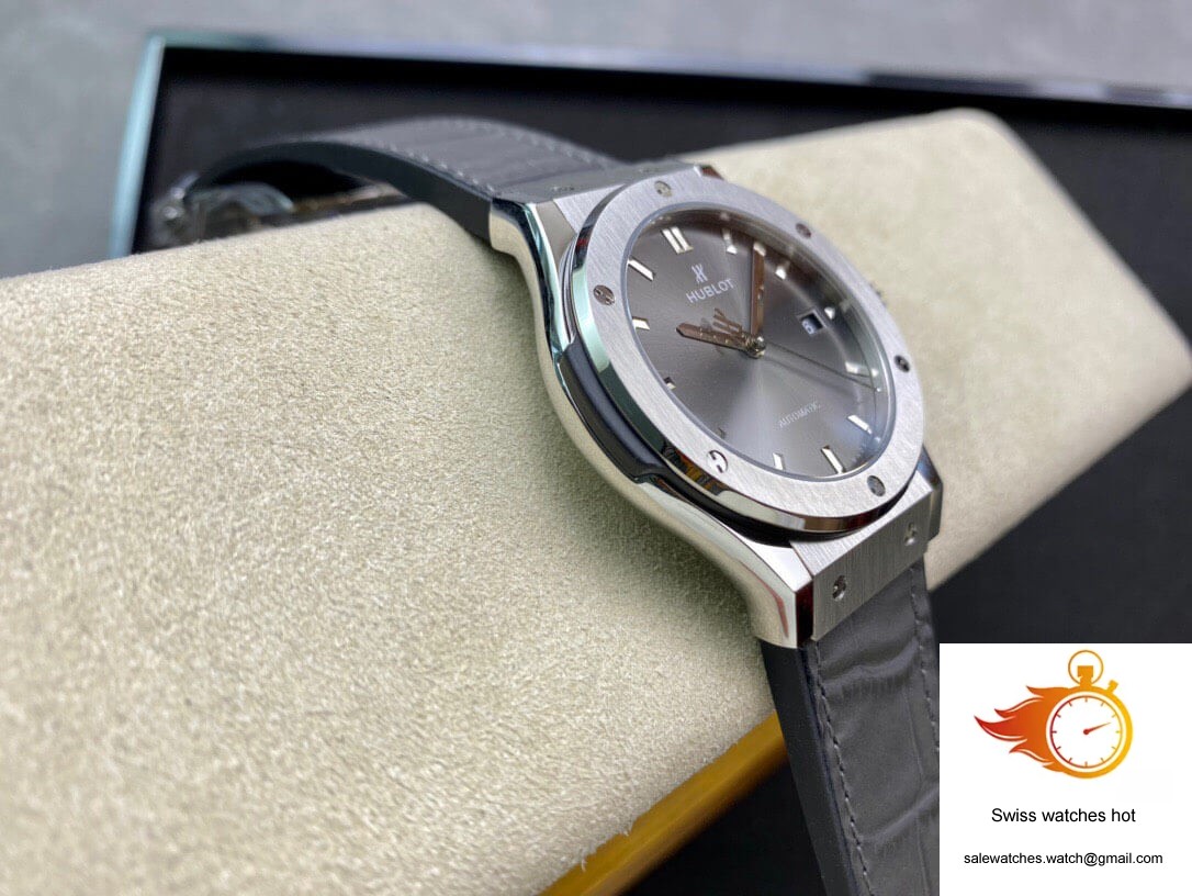 Hublot Classic Fusion 542.NX.7071.LR 42MM WWF Factory Grey Dial 5 Hublot Classic Fusion 542.NX.7071.LR 42MM WWF Factory Grey Dial 5
