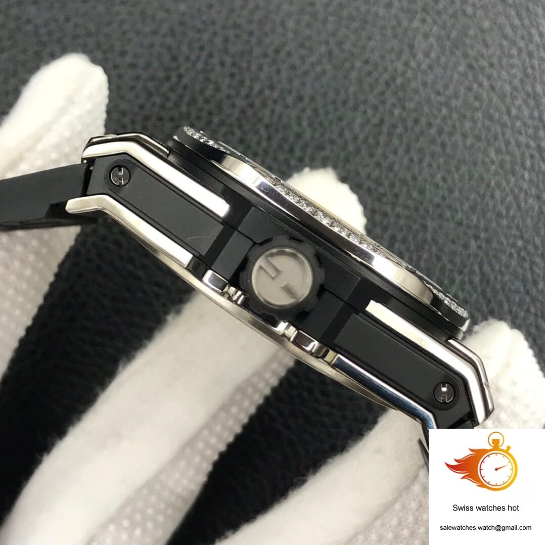 Hublot Big Bang 415.NX.1112.VR.1704.MXM17 WWF Factory Black Dial 5 Hublot Big Bang 415.NX.1112.VR.1704.MXM17 WWF Factory Black Dial 5