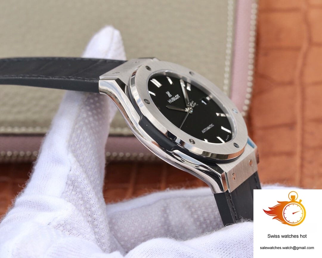 Hublot Classic Fusion 511.NX.1171.LR WWF Factory Black Dial 5 Hublot Classic Fusion 511.NX.1171.LR WWF Factory Black Dial 5