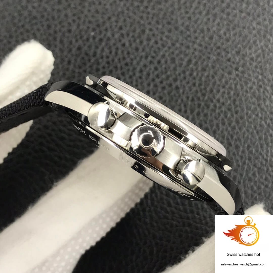 Omega Speedmaster Snoopy Award 311.32.42.30.04.003 OM Factory V2 White Dial 5 Omega Speedmaster Snoopy Award 311.32.42.30.04.003 OM Factory V2 White Dial 5