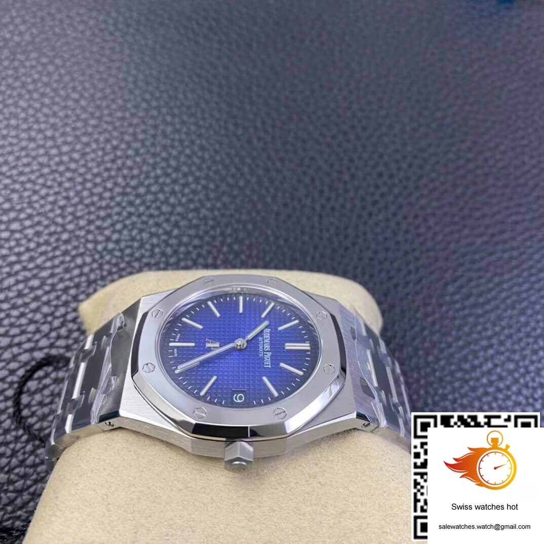 Audemars Piguet Royal Oak 15202IP.OO.1240IP.01 ZF Factory Smoked Blue Dial 5 Audemars Piguet Royal Oak 15202IP.OO.1240IP.01 ZF Factory Smoked Blue Dial 5