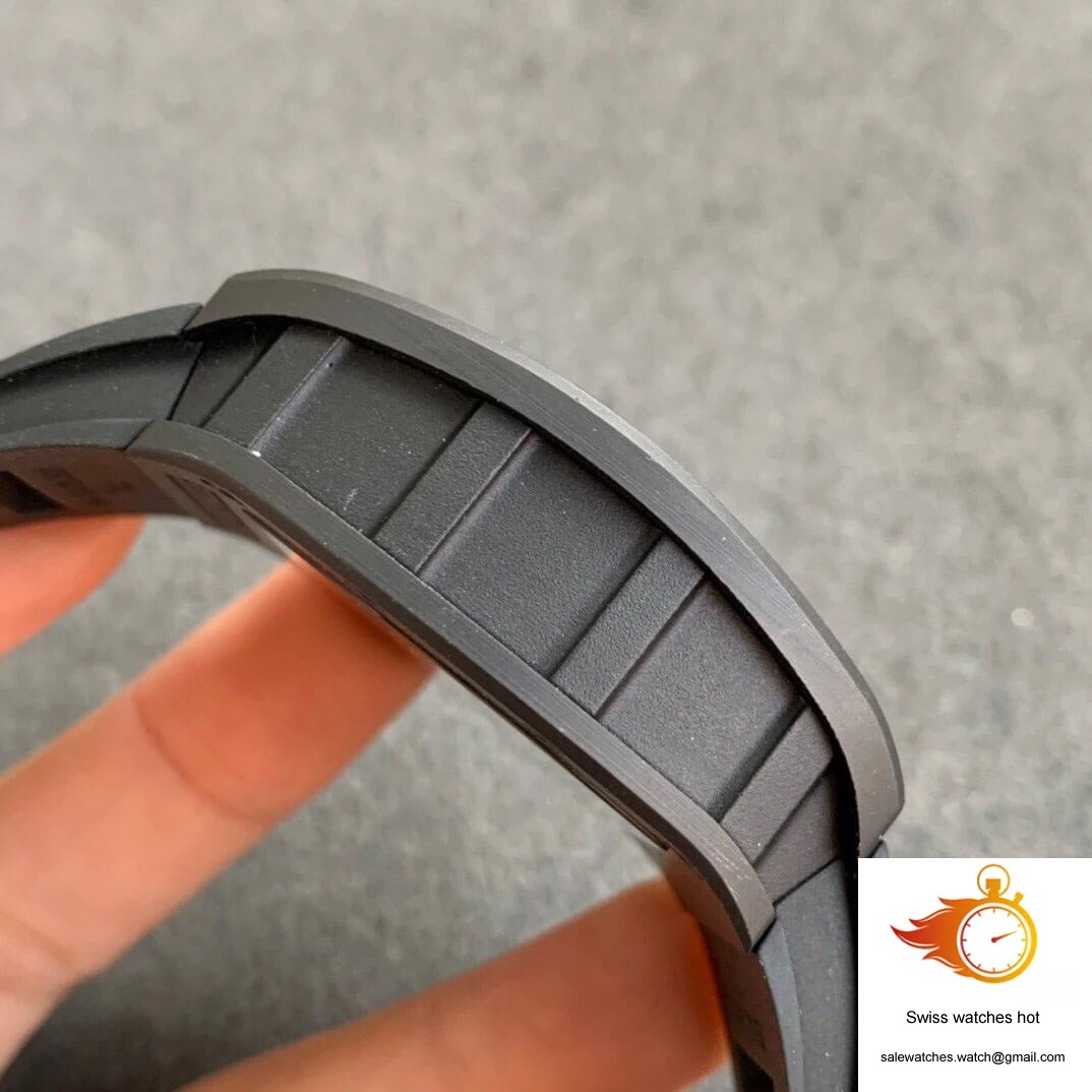 Richard Mille RM055 KV Factory V2 Black Ceramic Rubber Strap 5 Richard Mille RM055 KV Factory V2 Black Ceramic Rubber Strap 5