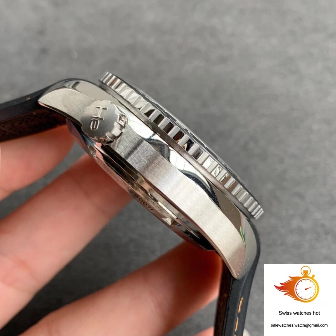 Omega Seamaster 232.32.44.22.01.002 VS Factory Black Dial 5 Omega Seamaster 232.32.44.22.01.002 VS Factory Black Dial 5