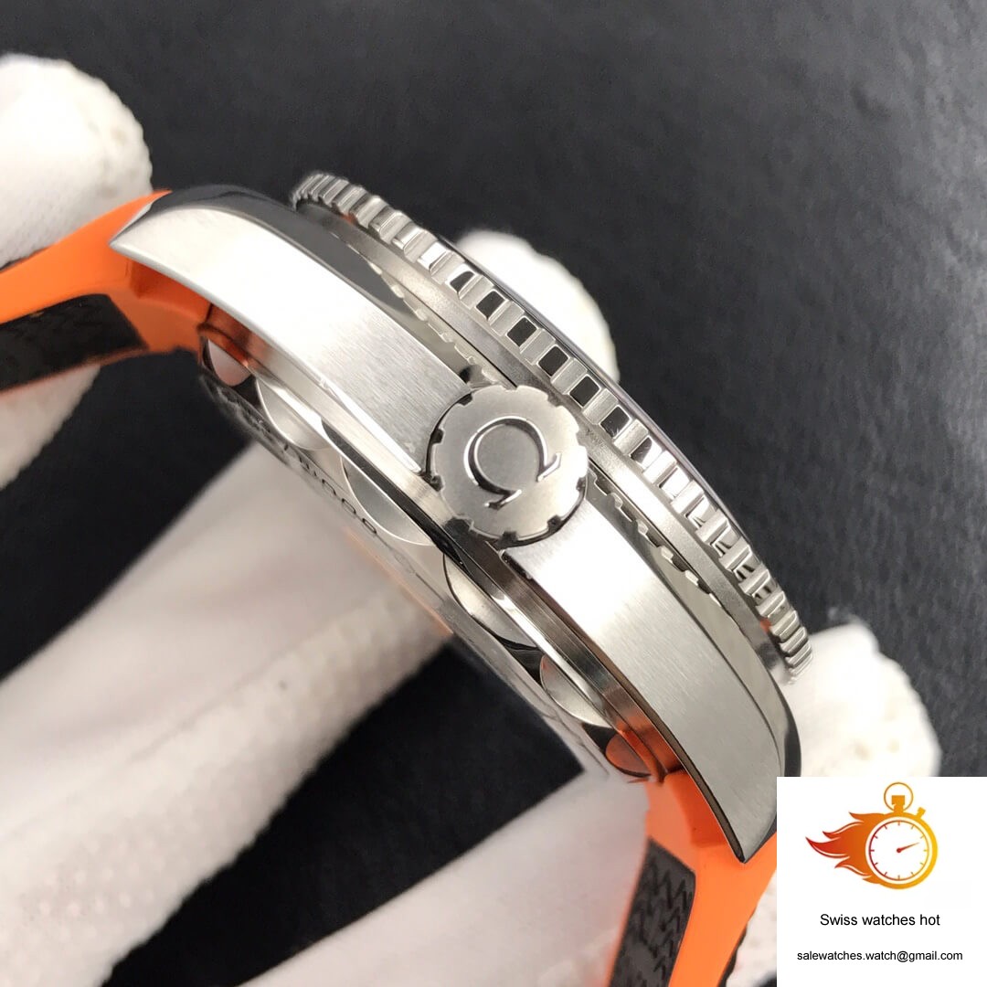 Omega Seamaster 215.32.44.21.01.001 VS Factory Ceramic Bezel 5 Omega Seamaster 215.32.44.21.01.001 VS Factory Ceramic Bezel 5