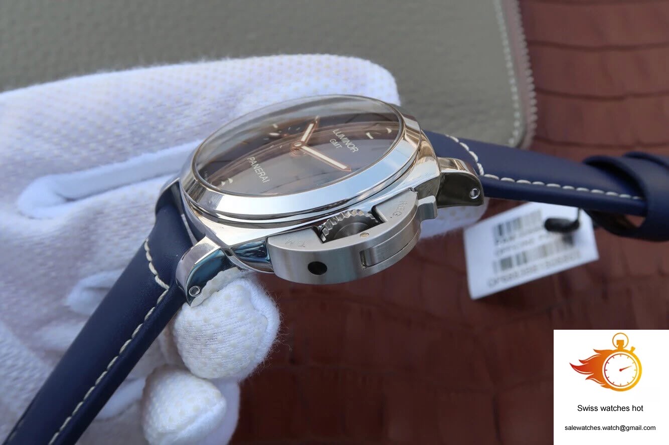 Panerai Luminor 1950 PAM00688 VS Factory Blue Dial 5 Panerai Luminor 1950 PAM00688 VS Factory Blue Dial 5