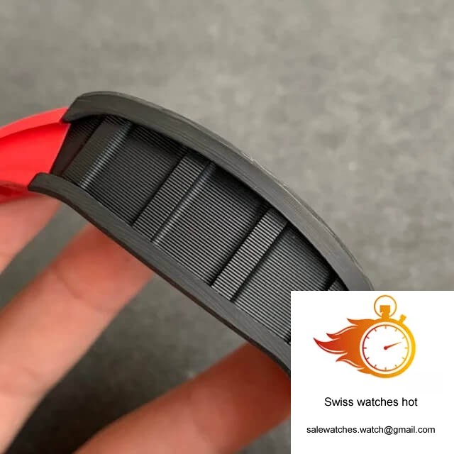 Richard Mille RM-011 KV Factory V2 Forged Carbon Case Rubber Strap 5 Richard Mille RM-011 KV Factory V2 Forged Carbon Case Rubber Strap 5