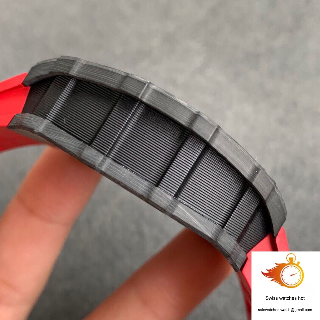 Richard Mille RM35-01 KV Factory Carbon Fiber Red Strap 5 Richard Mille RM35-01 KV Factory Carbon Fiber Red Strap 5