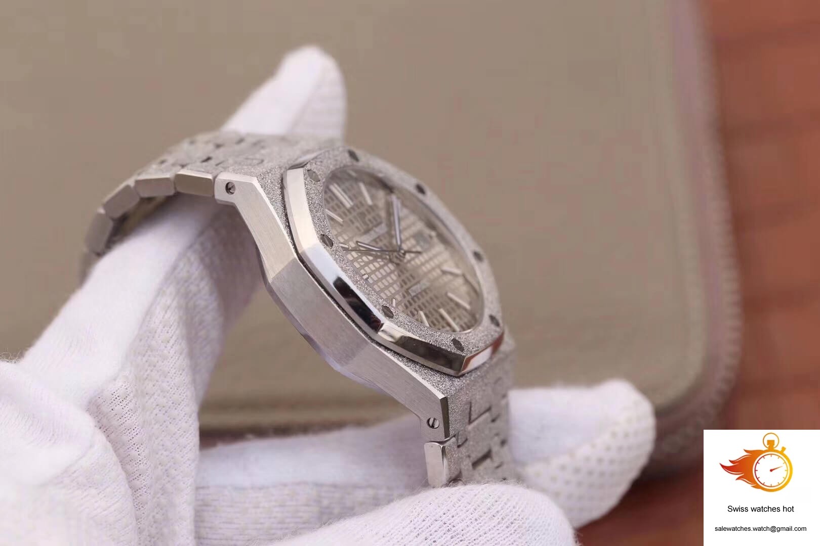 Audemars Piguet Royal Oak 15454BC.GG.1259BC.01 JH Factory Rhodium Dial 5 Audemars Piguet Royal Oak 15454BC.GG.1259BC.01 JH Factory Rhodium Dial 5