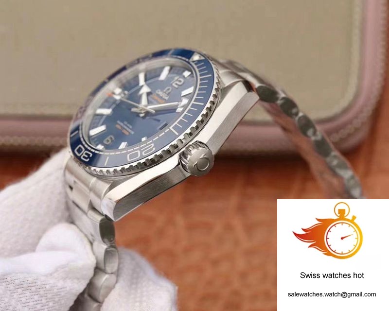 Omega Seamaster 215.30.44.21.03.001 Planet Ocean 600M VS Factory Blue Ceramic Dial 5 Omega Seamaster 215.30.44.21.03.001 Planet Ocean 600M VS Factory Blue Ceramic Dial 5