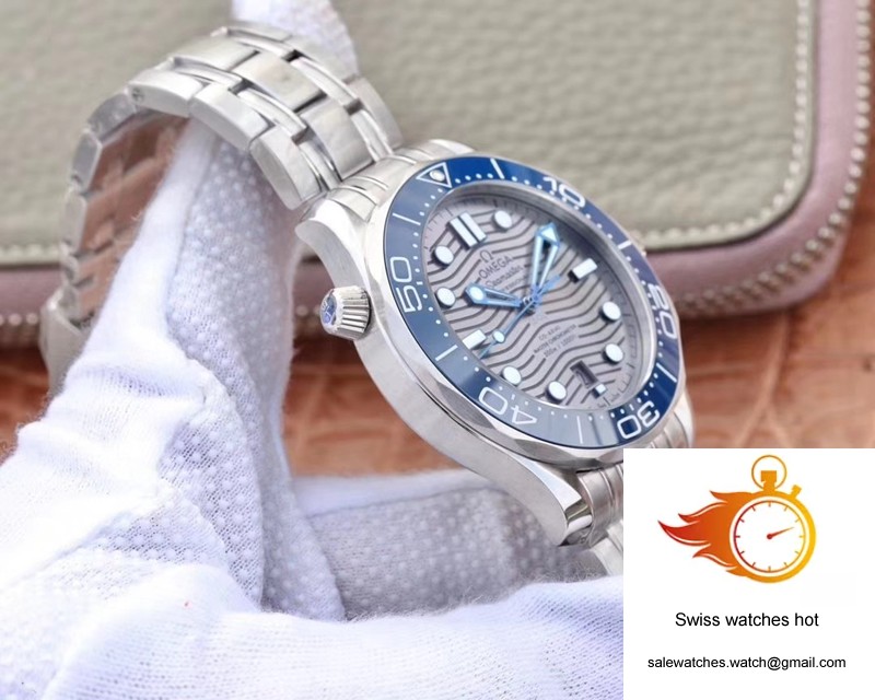 Omega Seamaster Diver 300M 210.30.42.20.06.001 VS Factory Gray Dial 5 Omega Seamaster Diver 300M 210.30.42.20.06.001 VS Factory Gray Dial 5