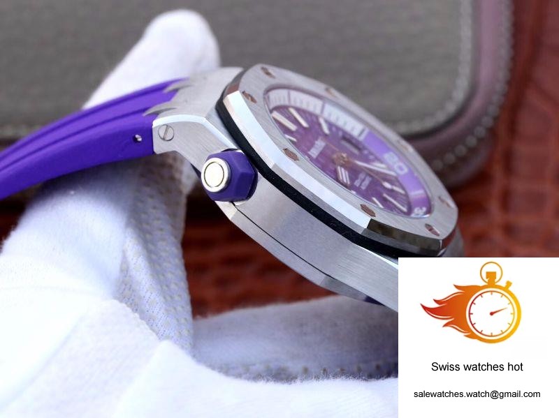 Audemars Piguet Royal Oak Offshore Diver 15710ST.OO.A077CA.01 Purple Dial 5 Audemars Piguet Royal Oak Offshore Diver 15710ST.OO.A077CA.01 Purple Dial 5